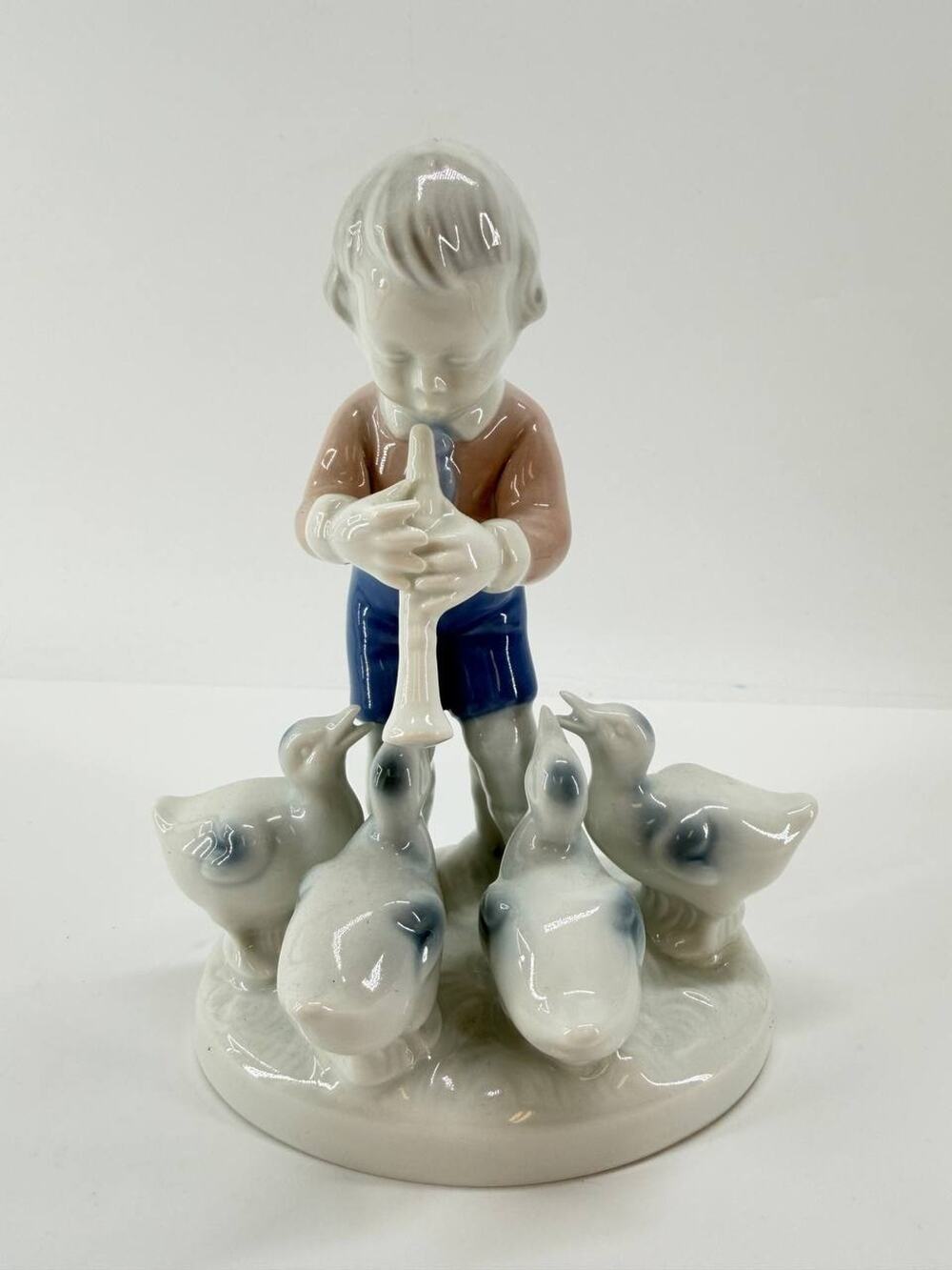 Vintage Gerold Porzellan Bavaria Boy Feeding Geese Porcelain Figurine Germany